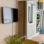 Апартаменты Modern On The With Pool