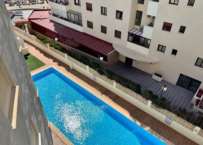 公寓 Modern On The With Pool *